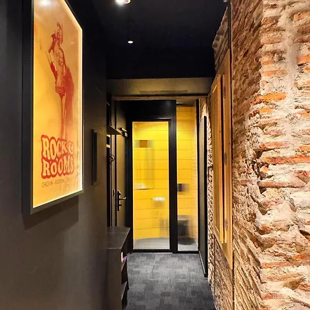 Pensión Rock&rooms